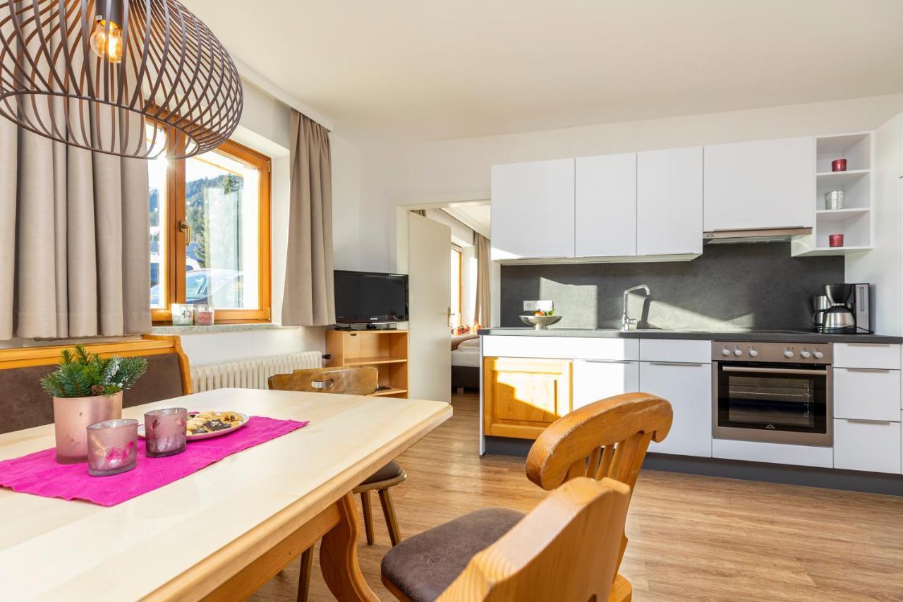 Herzerl-Chalet Appartements Флахау Екстер'єр фото